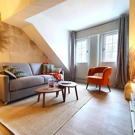 La Plume De Malherbe - Parking - Coup De Coeur * Caen