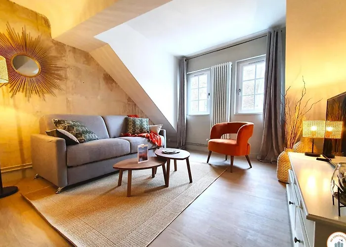 La Plume De Malherbe - Parking - Coup De Coeur * كان